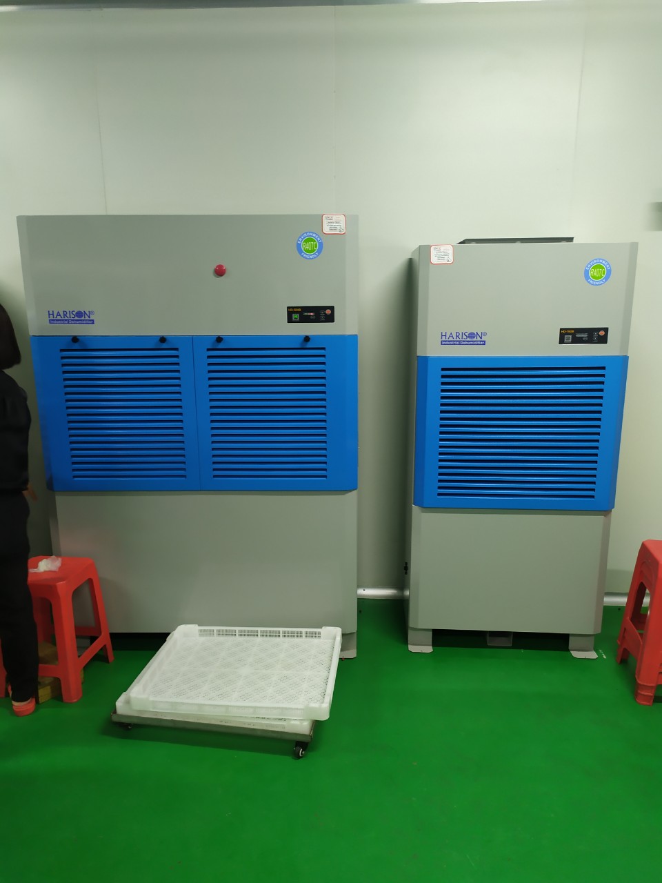 Máy hút ẩm công nghiệp dùng cho kho thành phẩm - kho dược